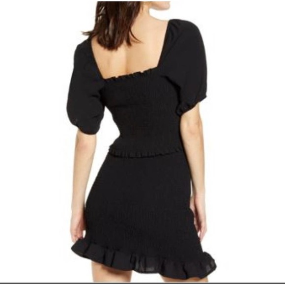 Leith Smocked Puff Sleeves Stretchy Short Sleeve Crop Top Black Size Large - Picture 2 of 9